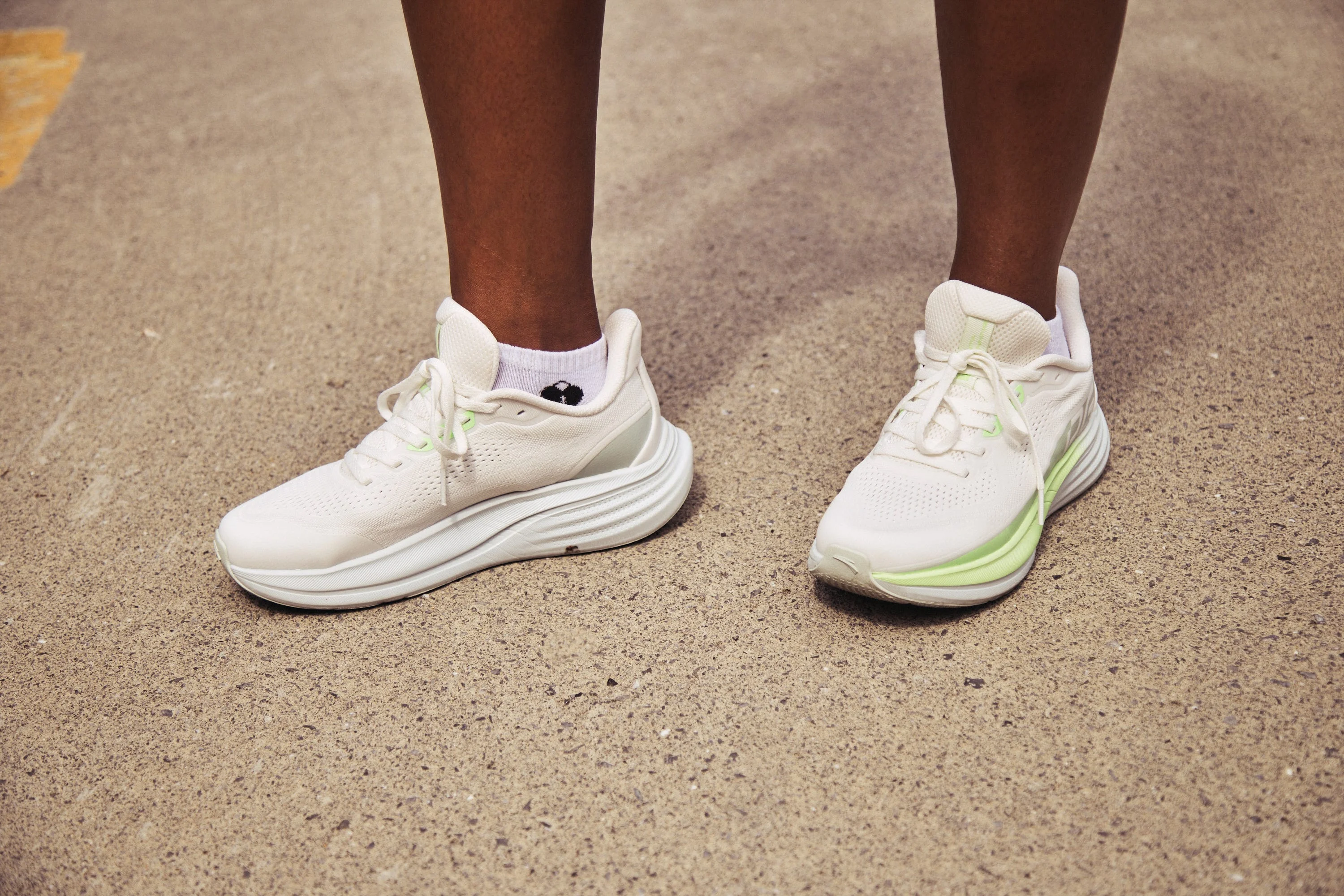 The Anta PG7 3 Is a $100 Shoe That Favorably Compares to the Pricier Nike Vomero Plus