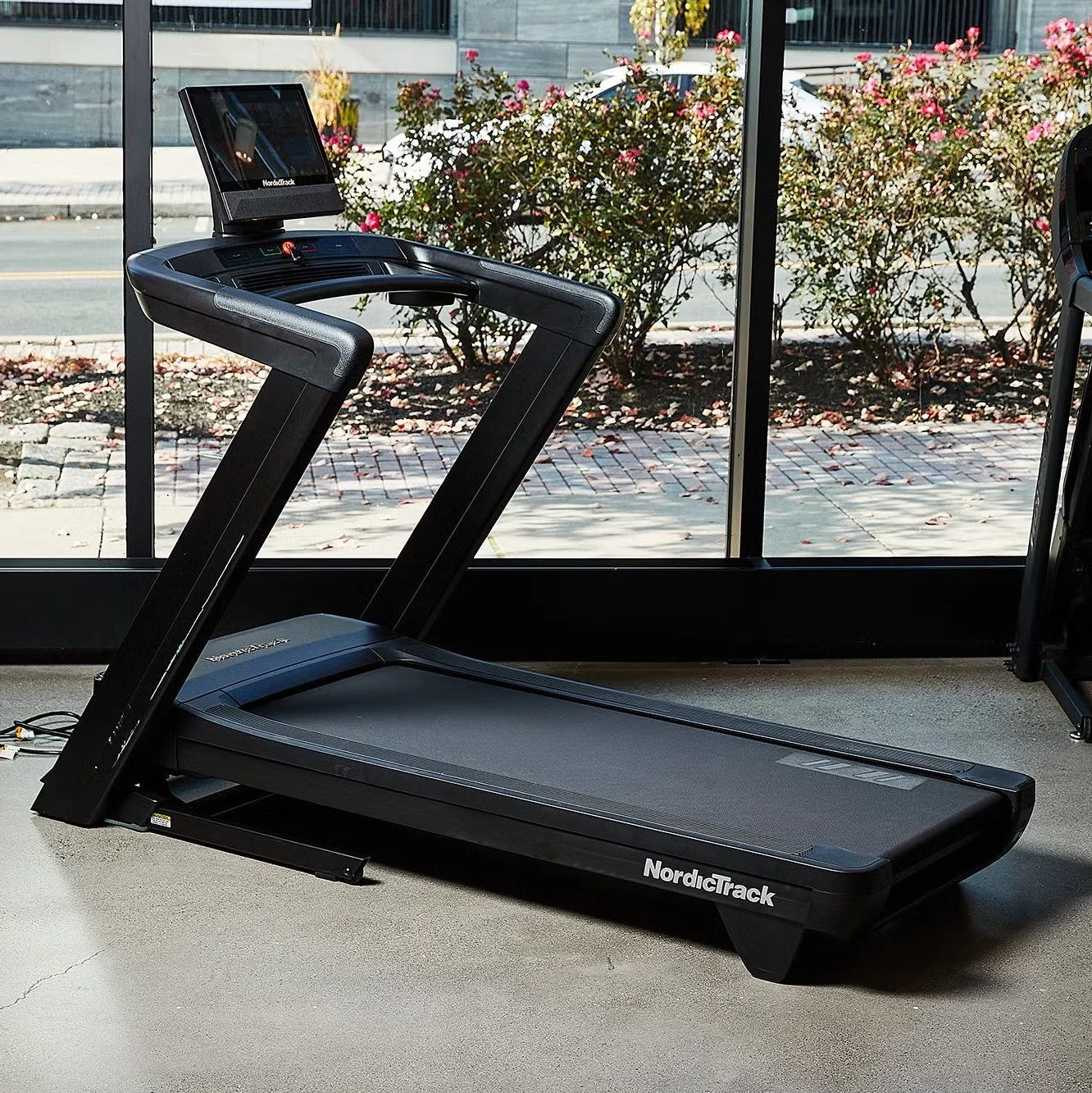 Commercial 1750 Treadmill + 30-Day iFit Membership Commercial 1750 Treadmill + 30-Day iFit Membership