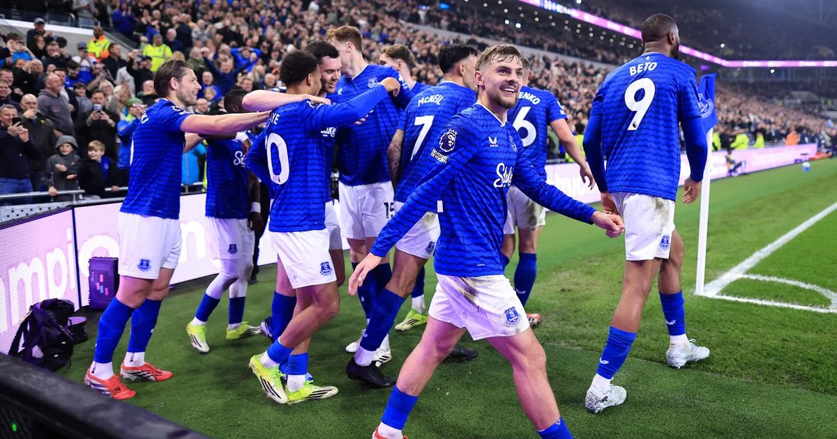 LIVERPOOL, ENGLAND - MARCH 21: Kiernan Dewsbury-Hall of Everton and teammates celebrate their 2nd goal during the Premier League match between Everton and Chelsea at Hill Dickinson Stadium on March 21, 2026 in Liverpool, United Kingdom. (Photo by Simon Stacpoole/Offside/Offside via Getty Images)